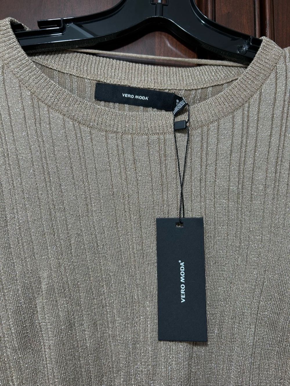 Vero Moda Women’s Ribbed Shimmer Sweater - Picture 3 of 4